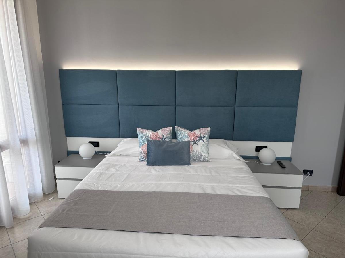 Hotel Baia Di Venere ซานวิโต โลคาโป ภายนอก รูปภาพ