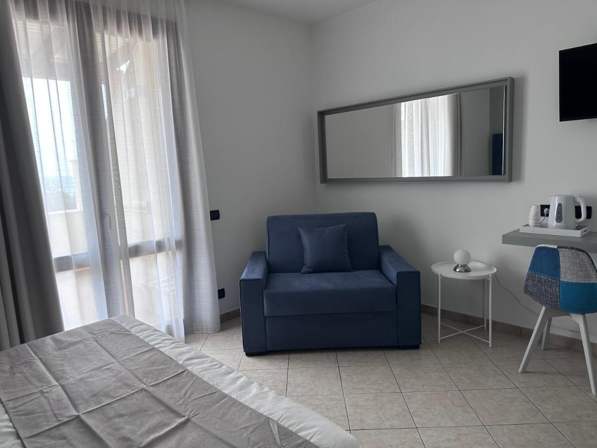 Hotel Baia Di Venere ซานวิโต โลคาโป ภายนอก รูปภาพ