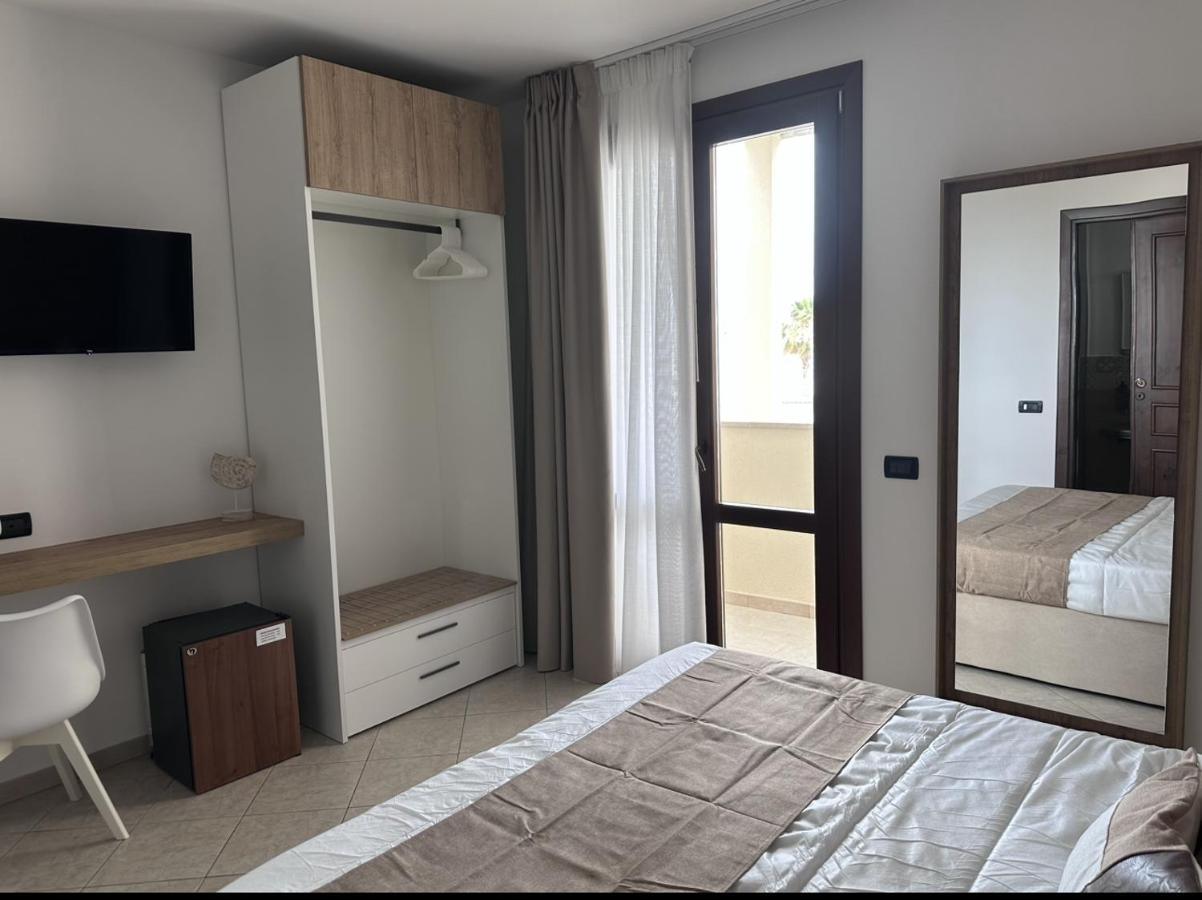 Hotel Baia Di Venere ซานวิโต โลคาโป ภายนอก รูปภาพ