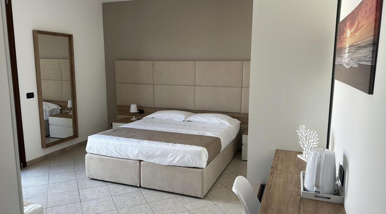 Hotel Baia Di Venere ซานวิโต โลคาโป ภายนอก รูปภาพ