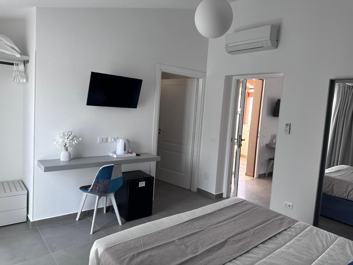Hotel Baia Di Venere ซานวิโต โลคาโป ภายนอก รูปภาพ